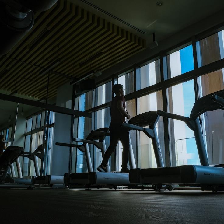 Endurance Peak: Progressive Cardio Sculpting Suite